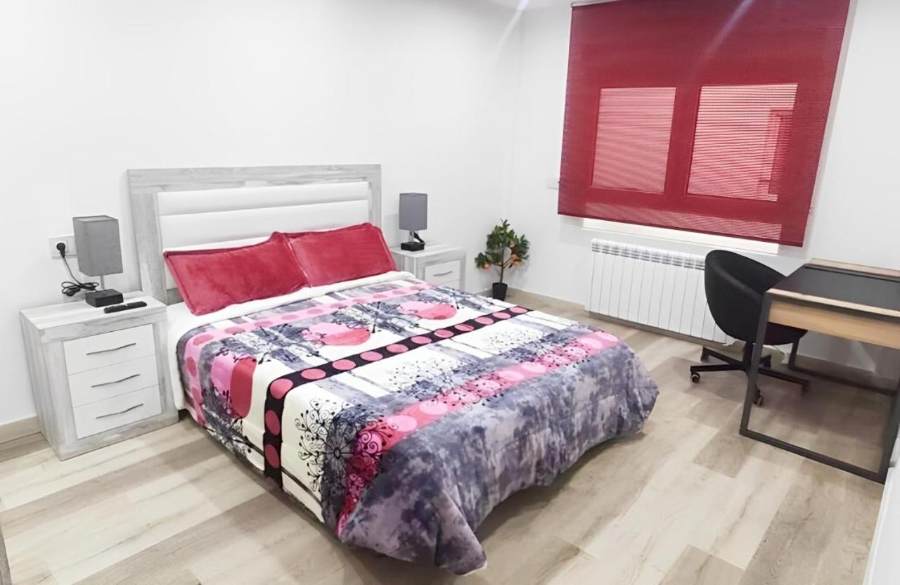 Recomendado Wifi 12 Min Ayto 4 Habs Dobles Parking Oviede Extérieur photo