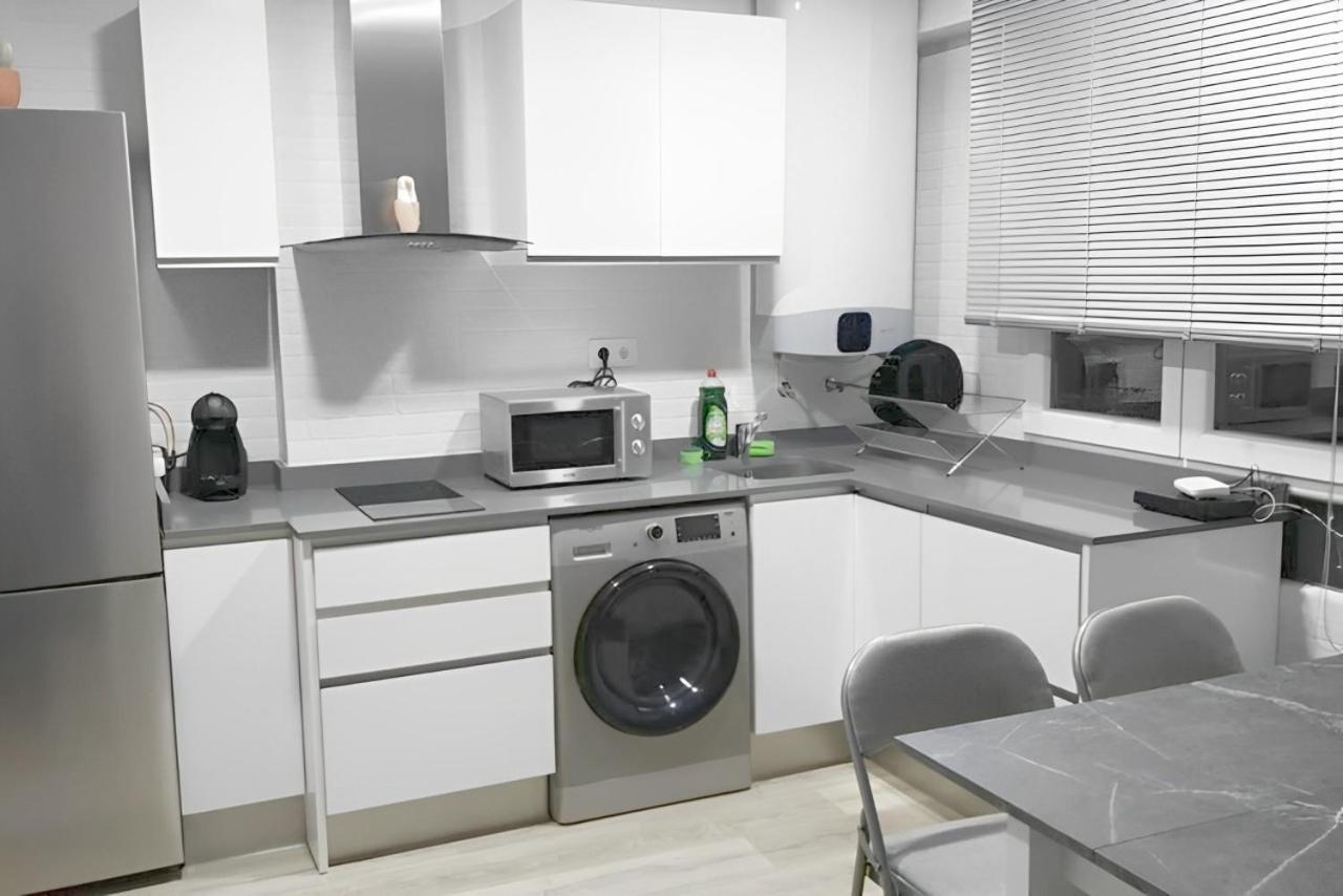 Recomendado Wifi 12 Min Ayto 4 Habs Dobles Parking Oviede Extérieur photo